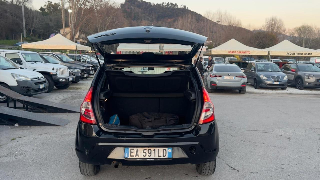 Dacia Sandero 1.4 8V GPL Lauréate