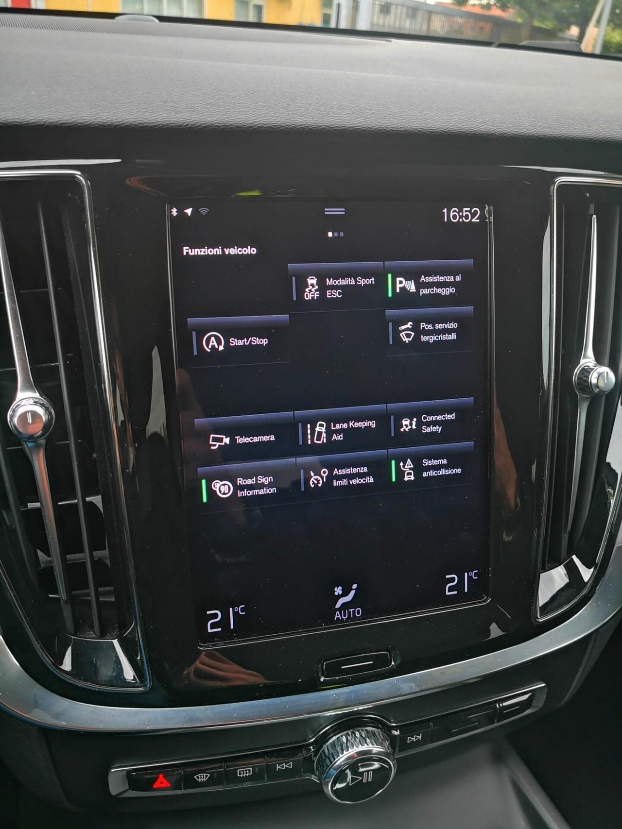 Volvo V60 Cross Country D4 AWD Geartronic ***TENUTA MOLTO BENE***UNIPROPRIETARIO***