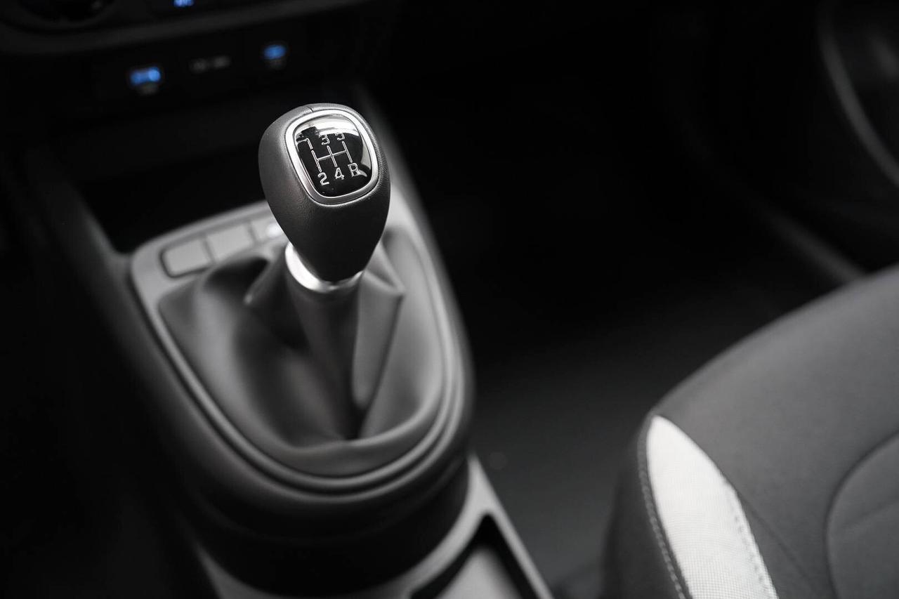 Hyundai i10 1.0 GPL KM0 Connectline Vari ColorI