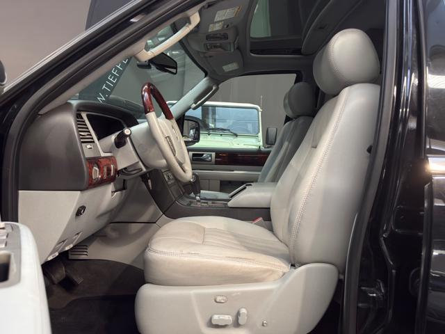 LINCOLN Navigator 5.4I V8