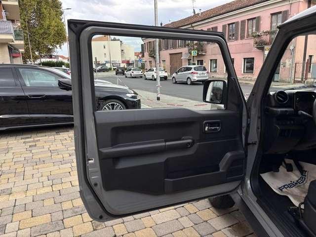 Suzuki Jimny 1.5 5MT PRO (N1)