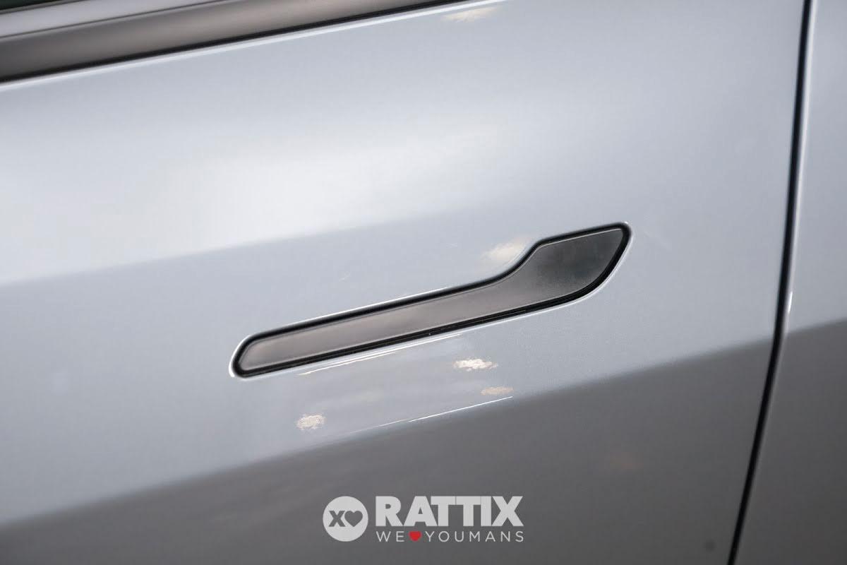 Tesla Model Y Long Range Dual Motor awd + tetto panoramico