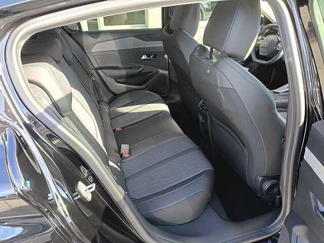 Peugeot 308 Berlina 1.2 Hybrid 145cv DCS ALLURE KM ZERO