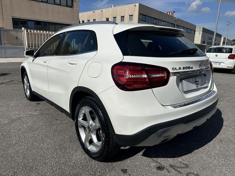 Mercedes-Benz GLA GLA 200 d Sport auto