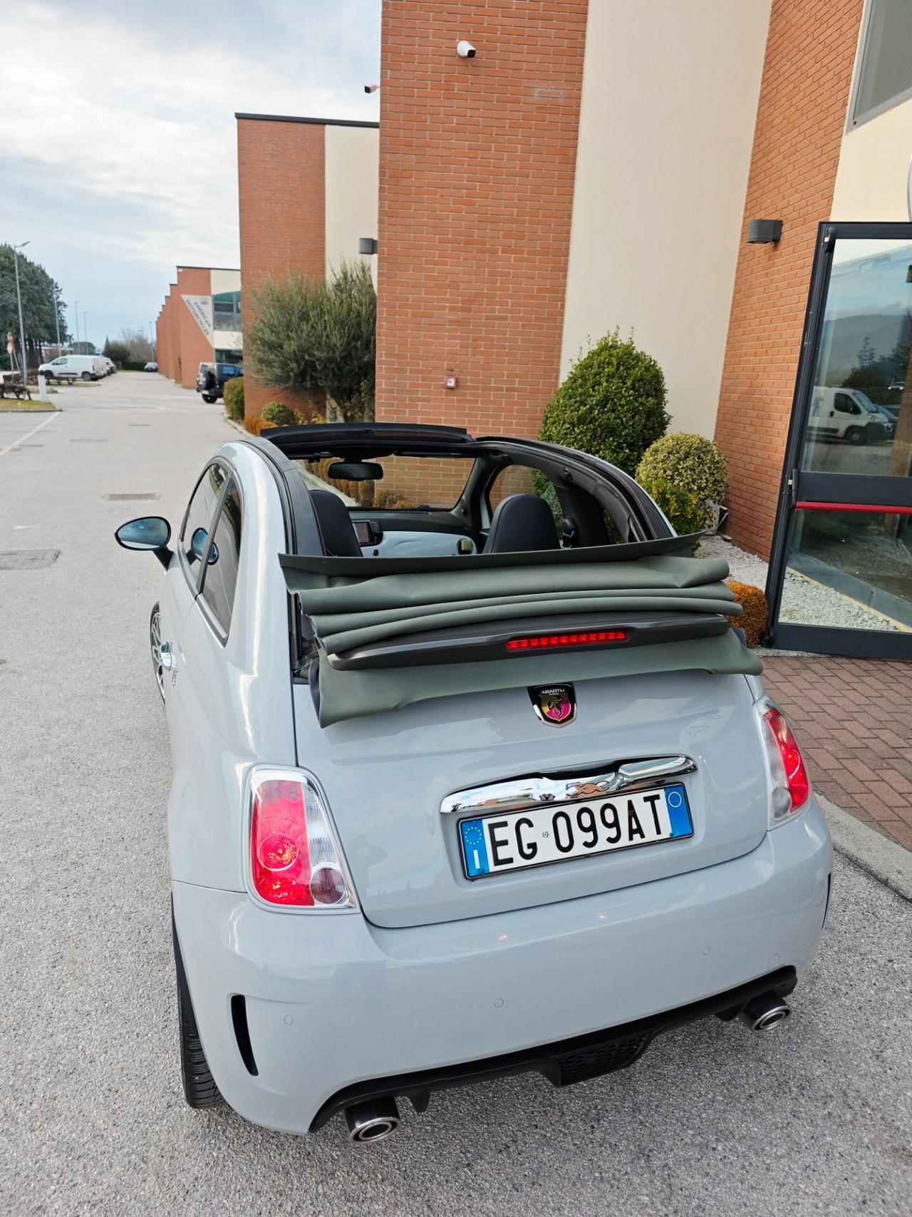 Abarth 500 C 1.4 Turbo T-Jet MTA tagliando e distribuzione fatta