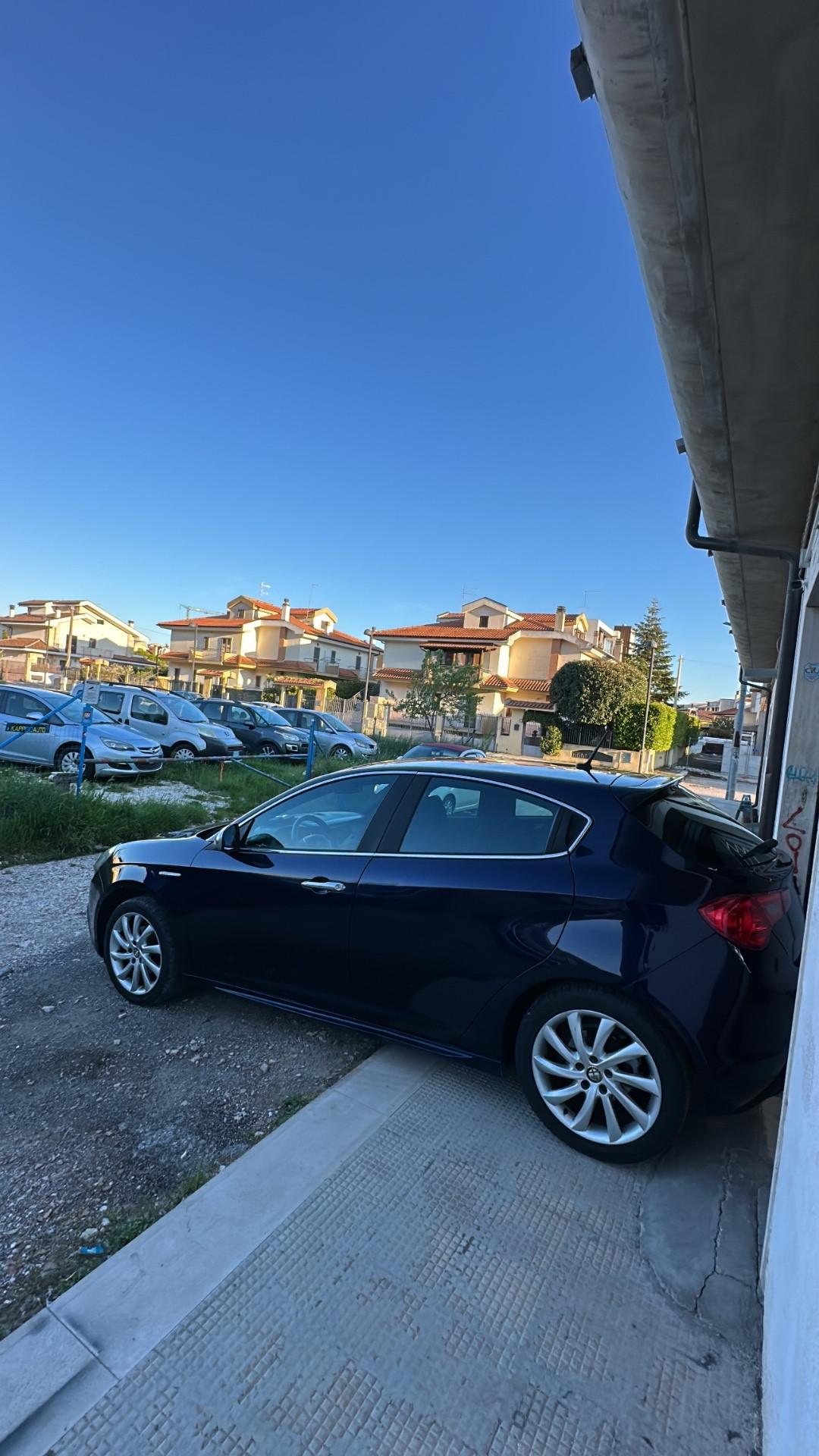 Alfa Romeo Giulietta 1.6 JTDm-2 105 CV Exclusive