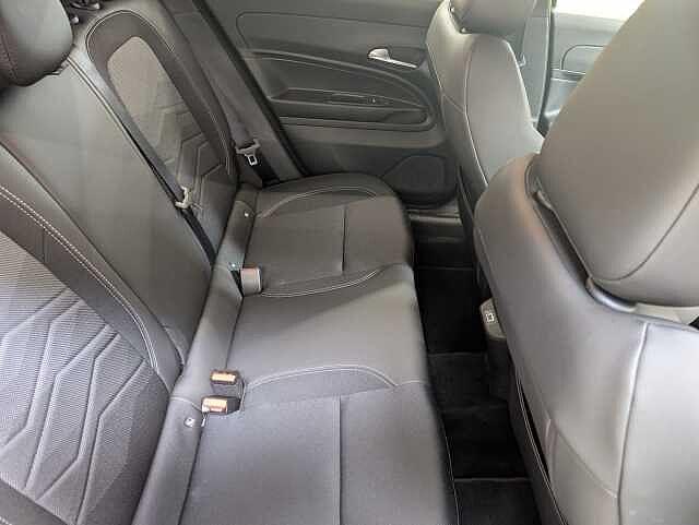 Jeep Avenger 1.2 Altitude MILD-HYBRID * KM 0*