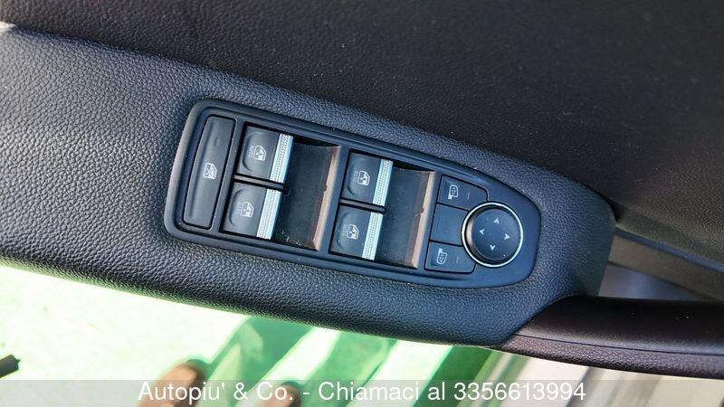 Renault Captur E-Tech hybrid 1.6 E-TECH 145cv TECHNO FAST TRACK