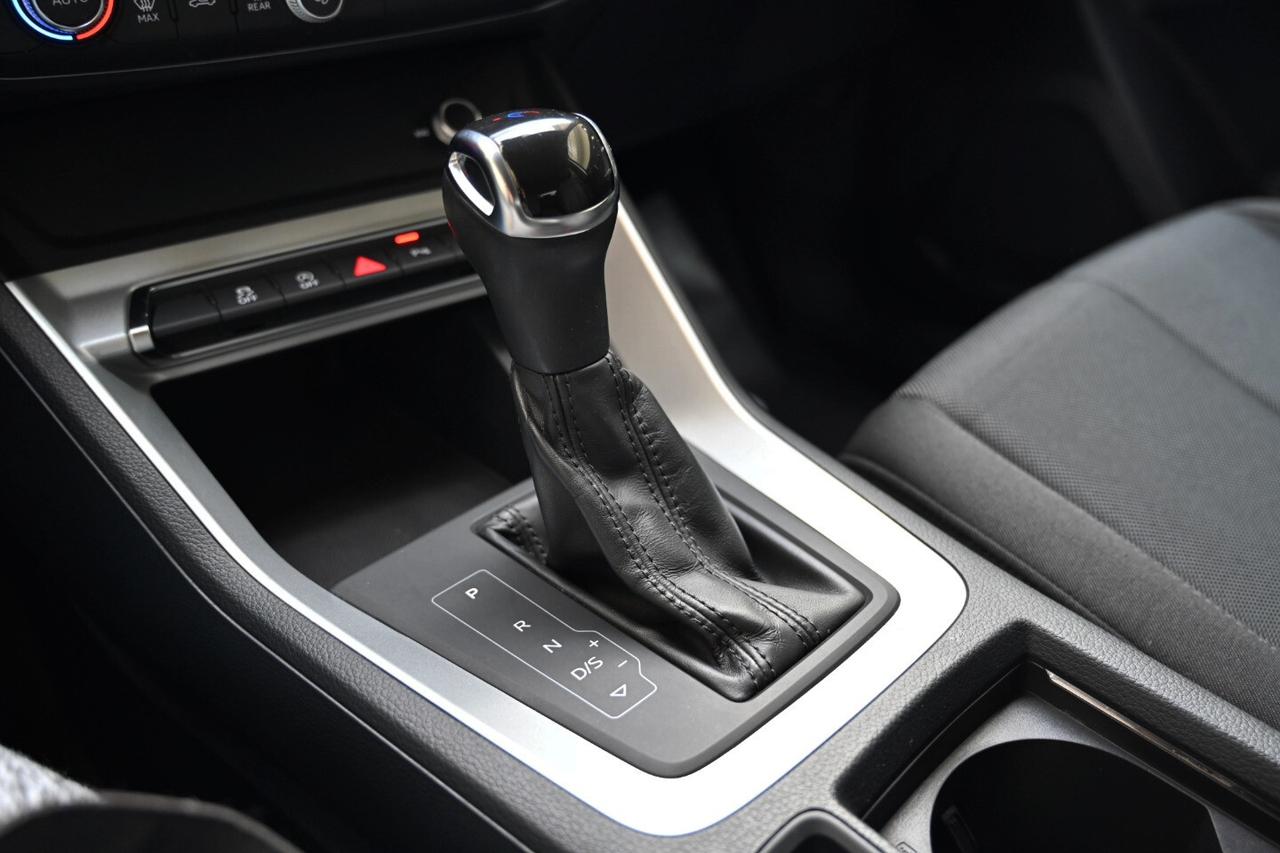 Audi Q3 35 TDI S tronic line edition