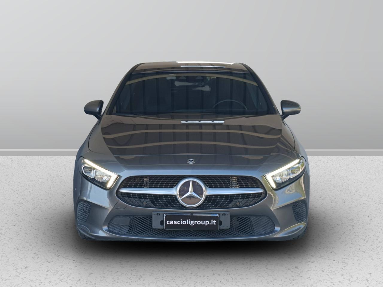 Mercedes-Benz Classe A - W177 2018 - A 180 d Sport auto