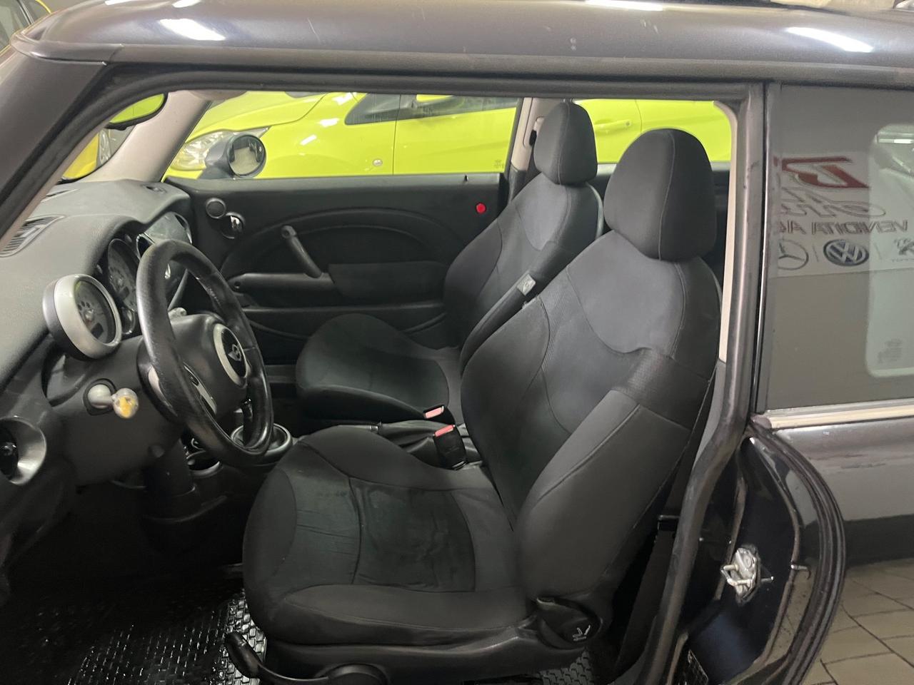 Mini 1.4 tdi Cooper d one 2005