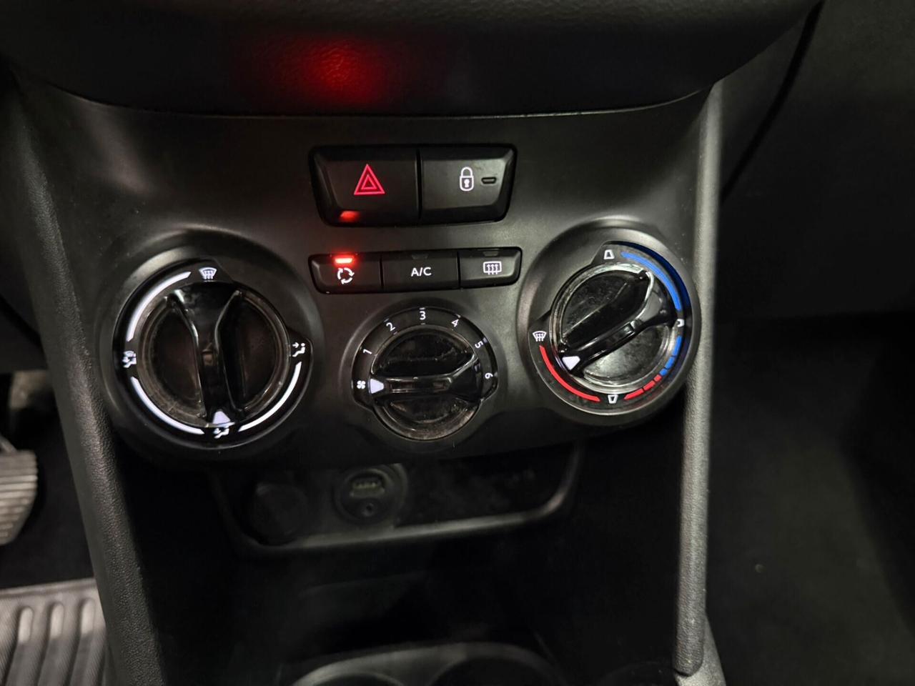 Peugeot 208 1.2 PureTech 82 5p. Allure