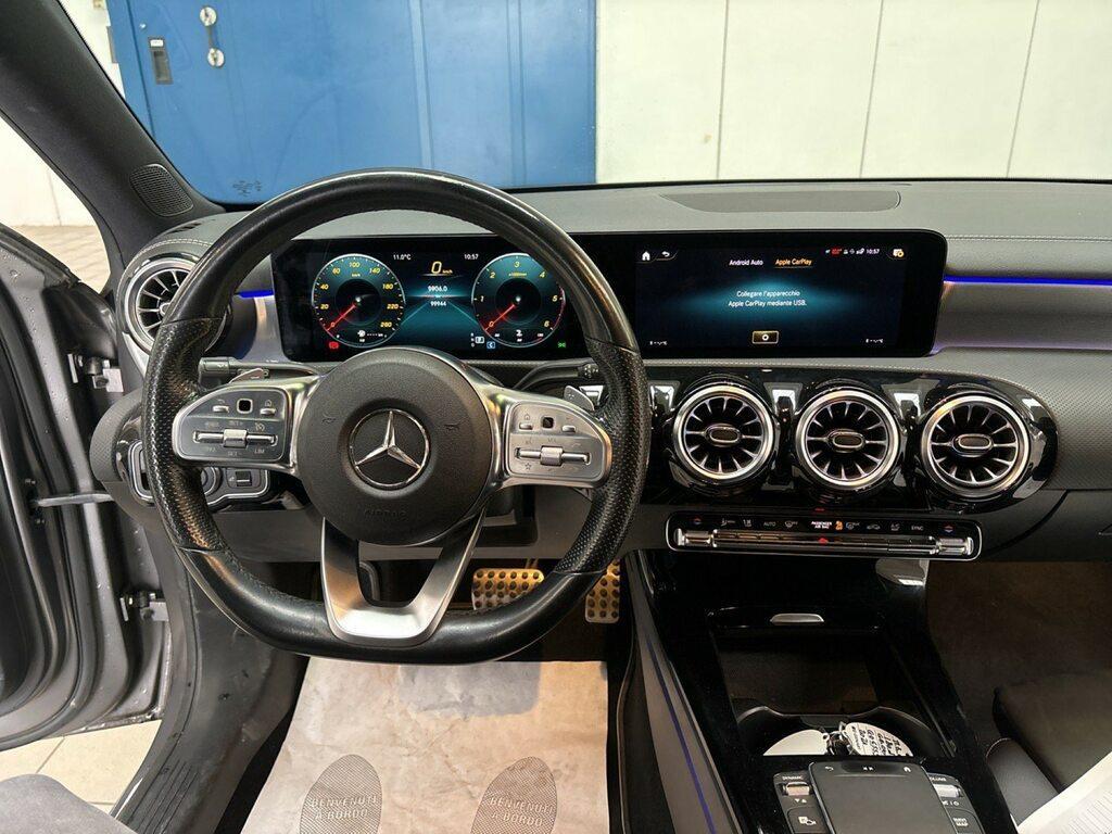 Mercedes Classe A 180 180 D Premium Night edition 8G-DCT