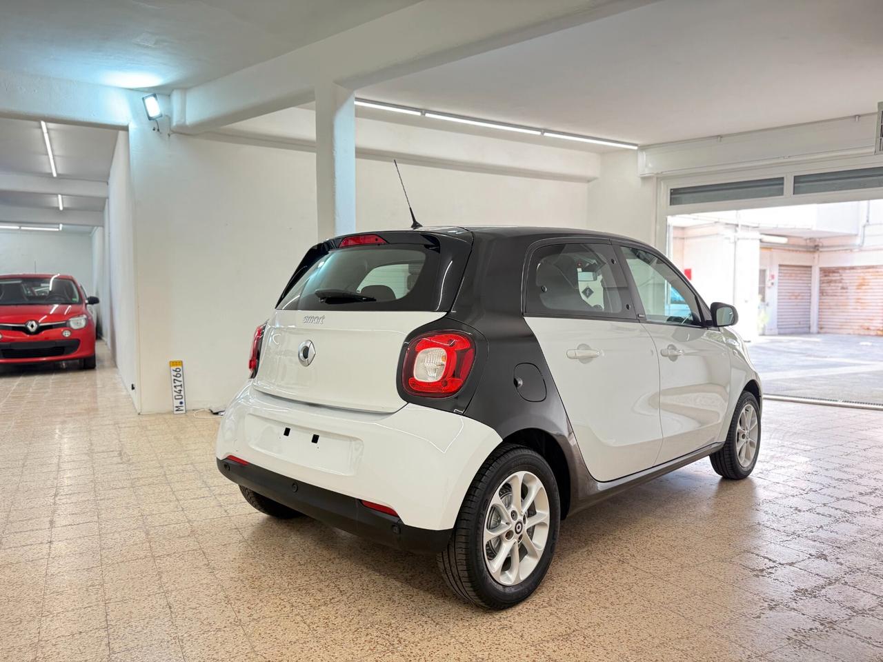 Smart ForFour 90 Passion Unipro