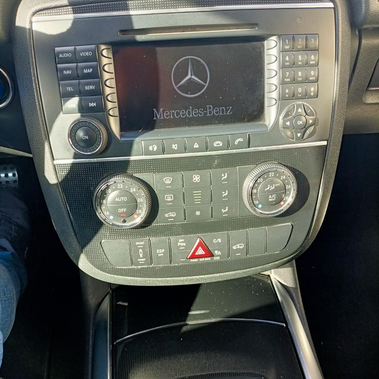 Mercedes R280CDI 4MATIC SPORT 6POSTI