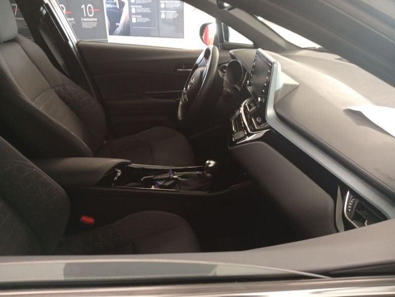 Toyota C-HR C-HR 1.8 Hybrid E-CVT Trend