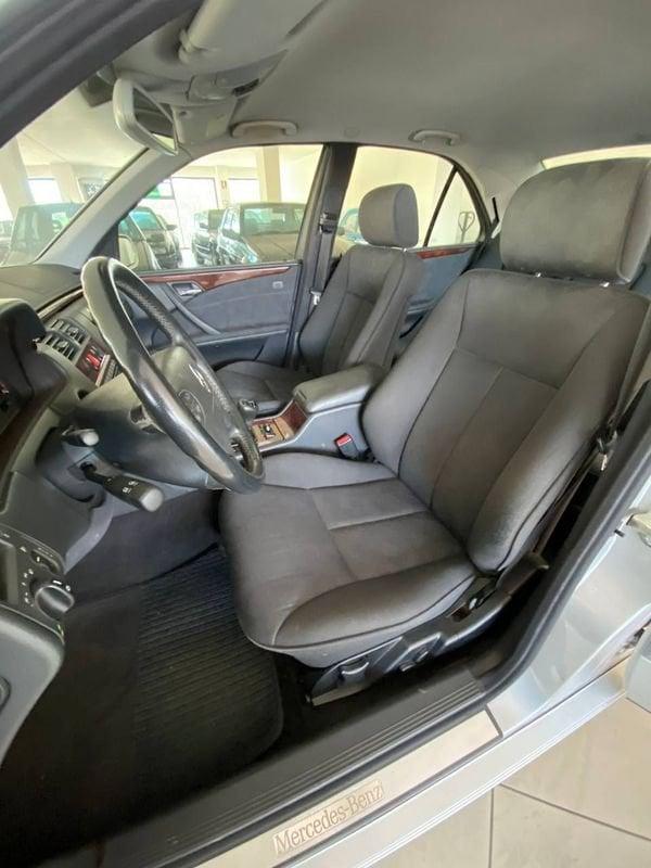 Mercedes-Benz Classe E E 200 Kompressor cat Classic