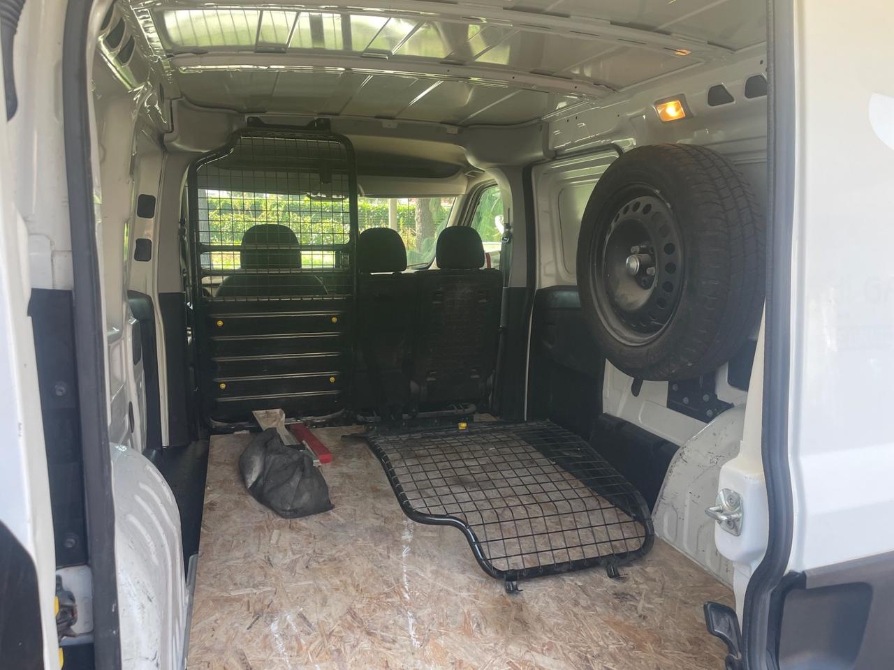 Fiat Doblo Doblò 1.4 T-Jet Natural Power PL-TN Cargo Maxi Lam.SX 3posti