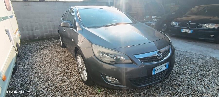 Opel Astra 1.6 115CV Sports Tourer Cosmo per operatori oppure export