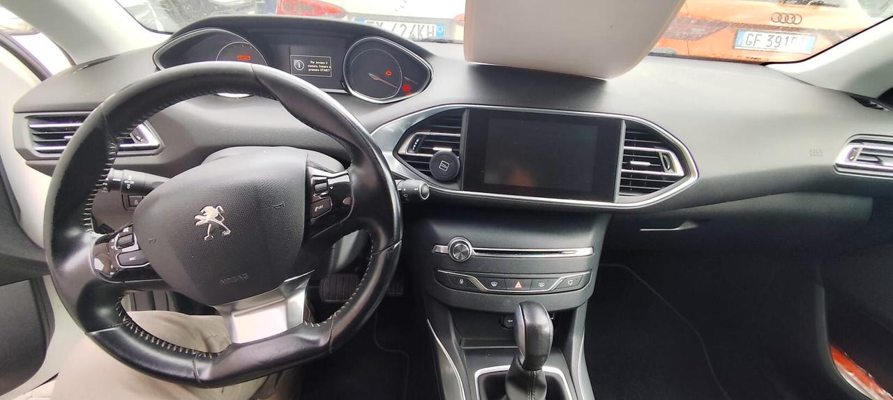 Peugeot 308 BlueHDi 120 S&S EAT6 Allure