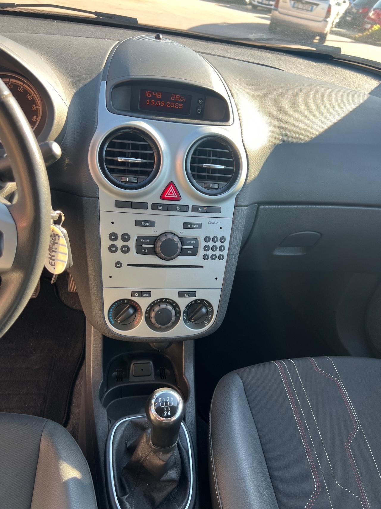 Opel Corsa 1.2 85CV 3 porte GPL-TECH Elective