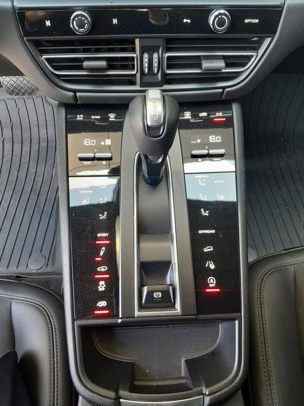 Porsche Macan 2.9 V6 GTS SOLO 20.000KM