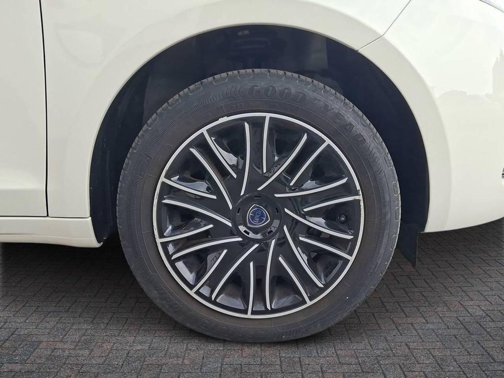 Lancia Ypsilon 5 Porte 1.0 FireFly Hybrid Gold