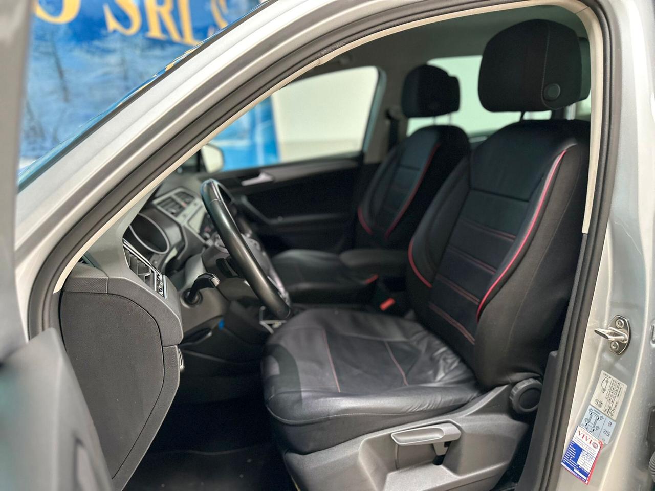 Volkswagen Tiguan 2.0 TDI 150 CV SCR DSG R-Line