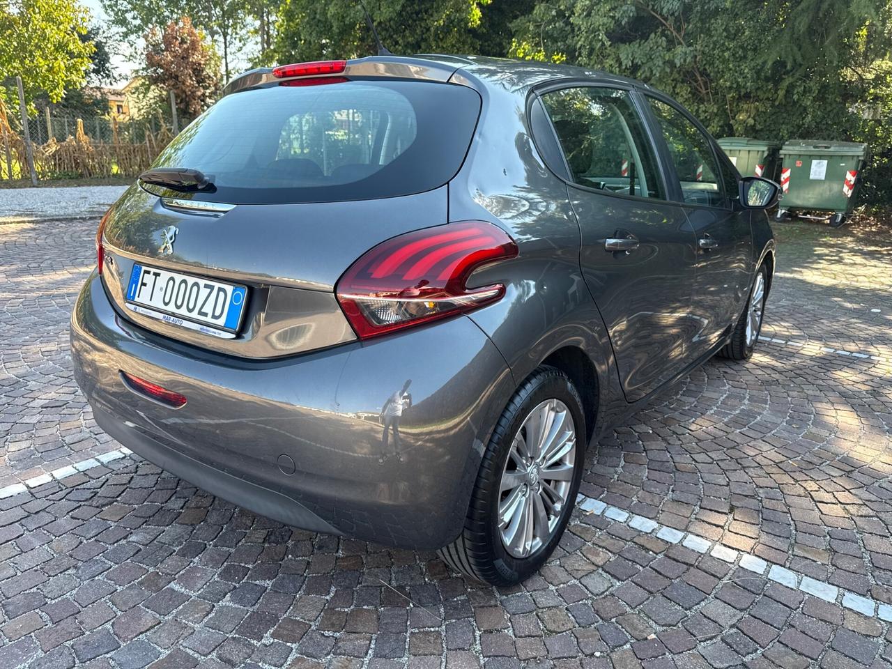 Peugeot 208 BlueHDi 100 S&S 5 porte GT Line