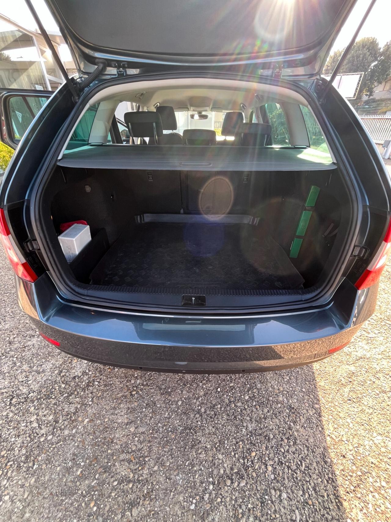 Skoda Octavia 1.6 TDI SCR 115 CV Wagon Ambition