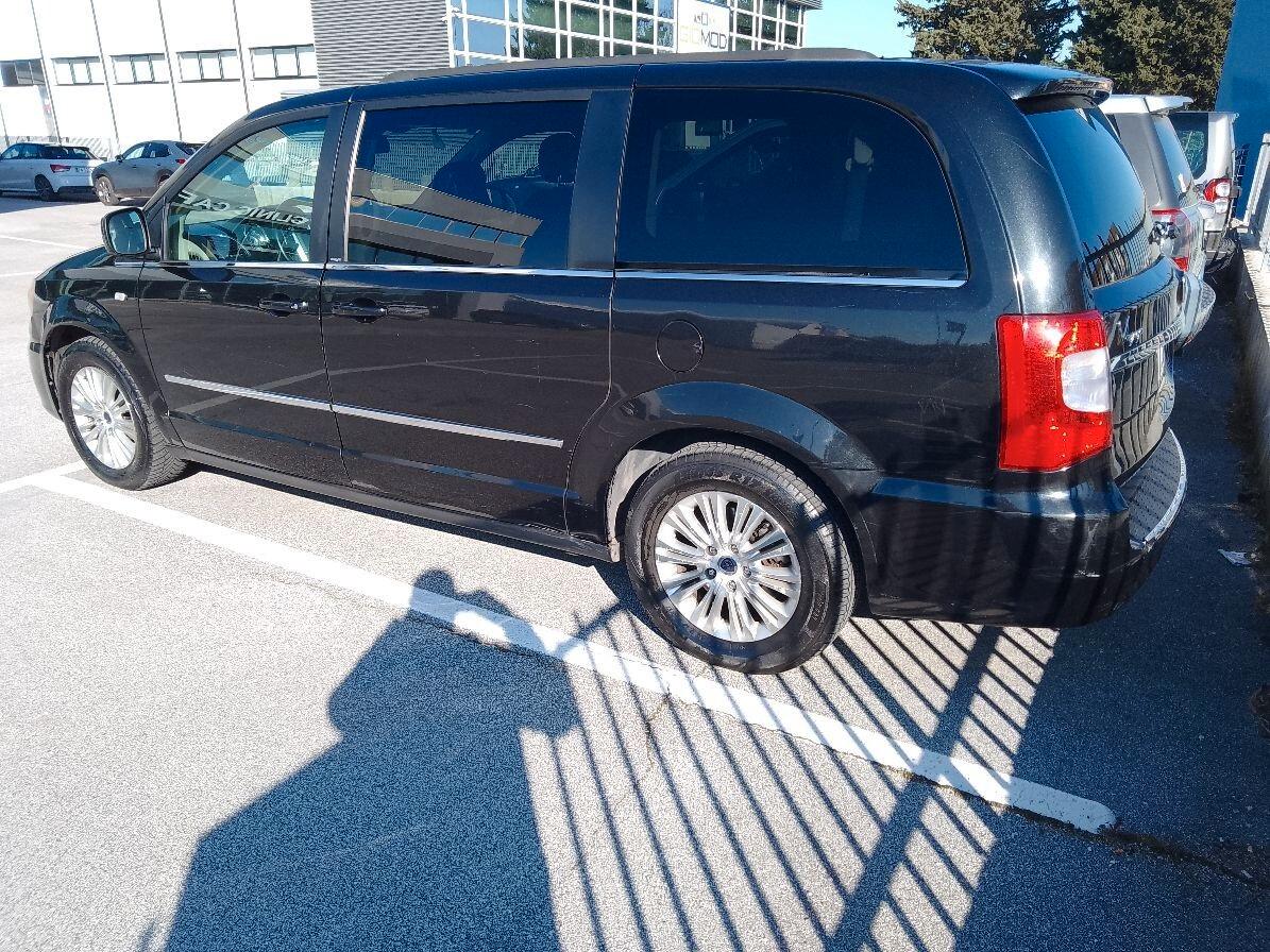 LANCIA VOYAGER TD 7 POSTI