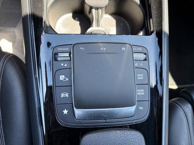 Mercedes-Benz GLA GLA 200 d Sport auto