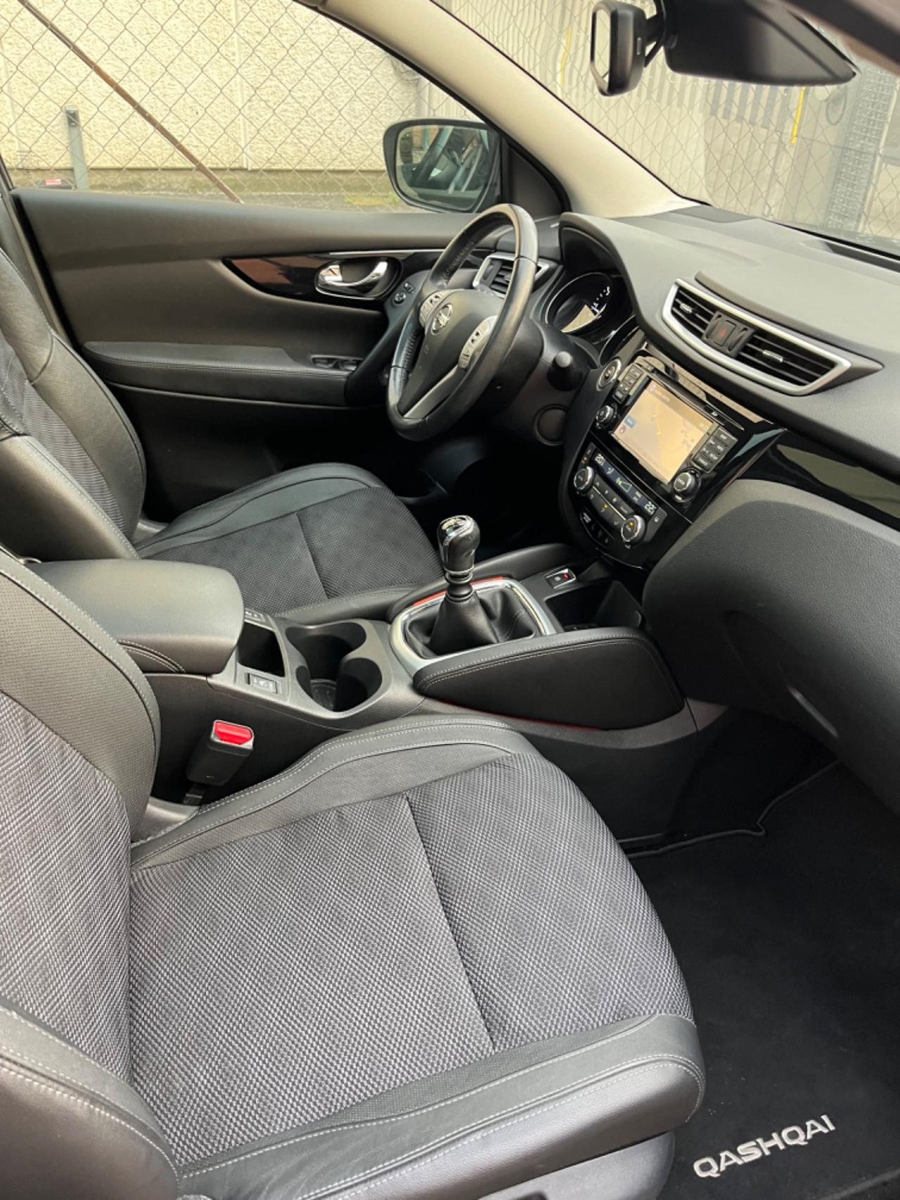 Nissan Qashqai 1.6 dCi 4WD Tekna