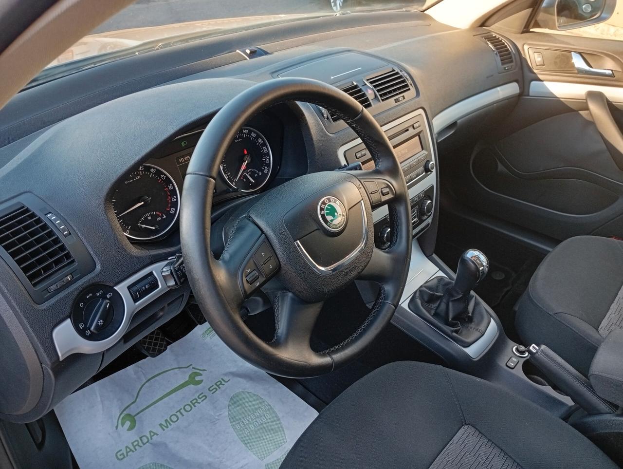 Skoda Octavia 1.6 TDI CR F.AP. Wagon Comfort