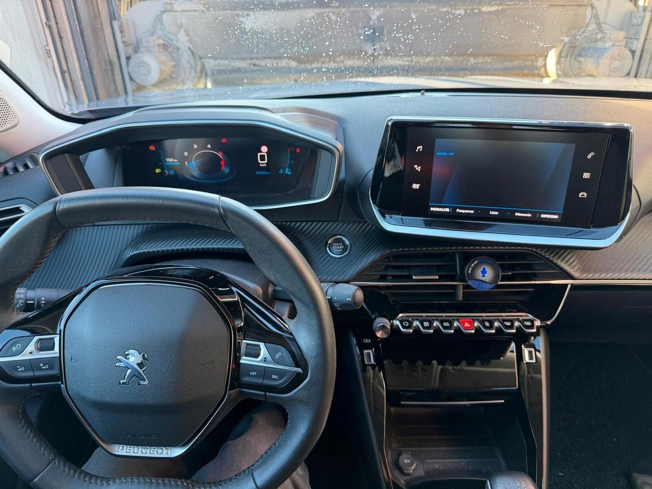 Peugeot 2008 BlueHDi 110 S&S Allure Pack