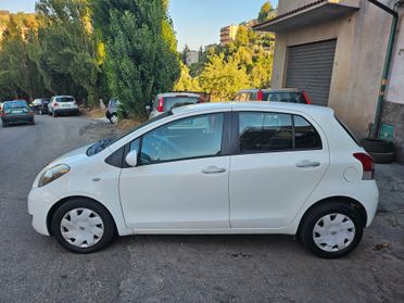 Toyota Yaris 1.4 D-4D PERFETTA 2011