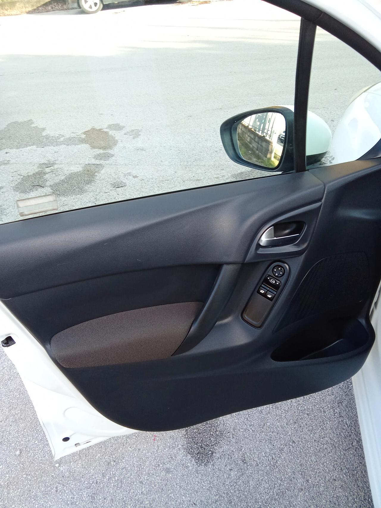 Citroen C3 1.4 e-HDi 70 E5 fine 014