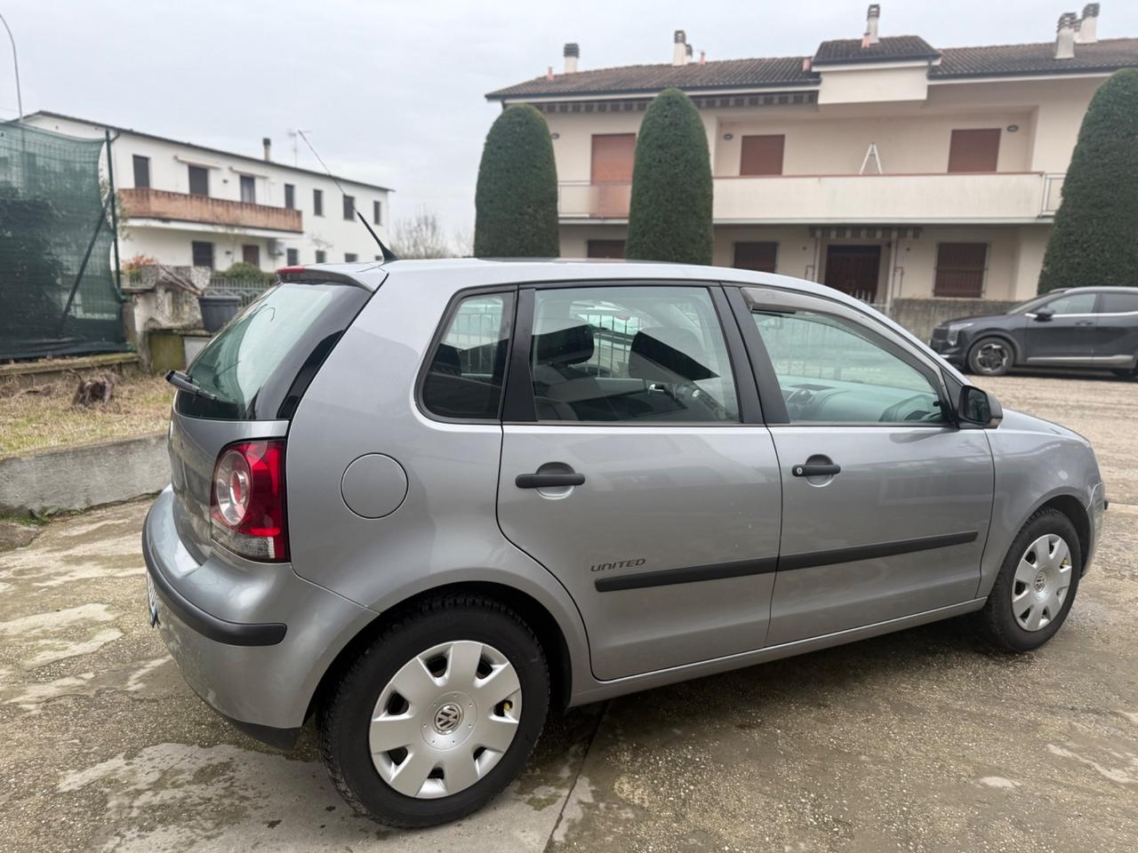 Volkswagen Polo 1.4 5P. 2009 POCHI KM NEOPATENTATI