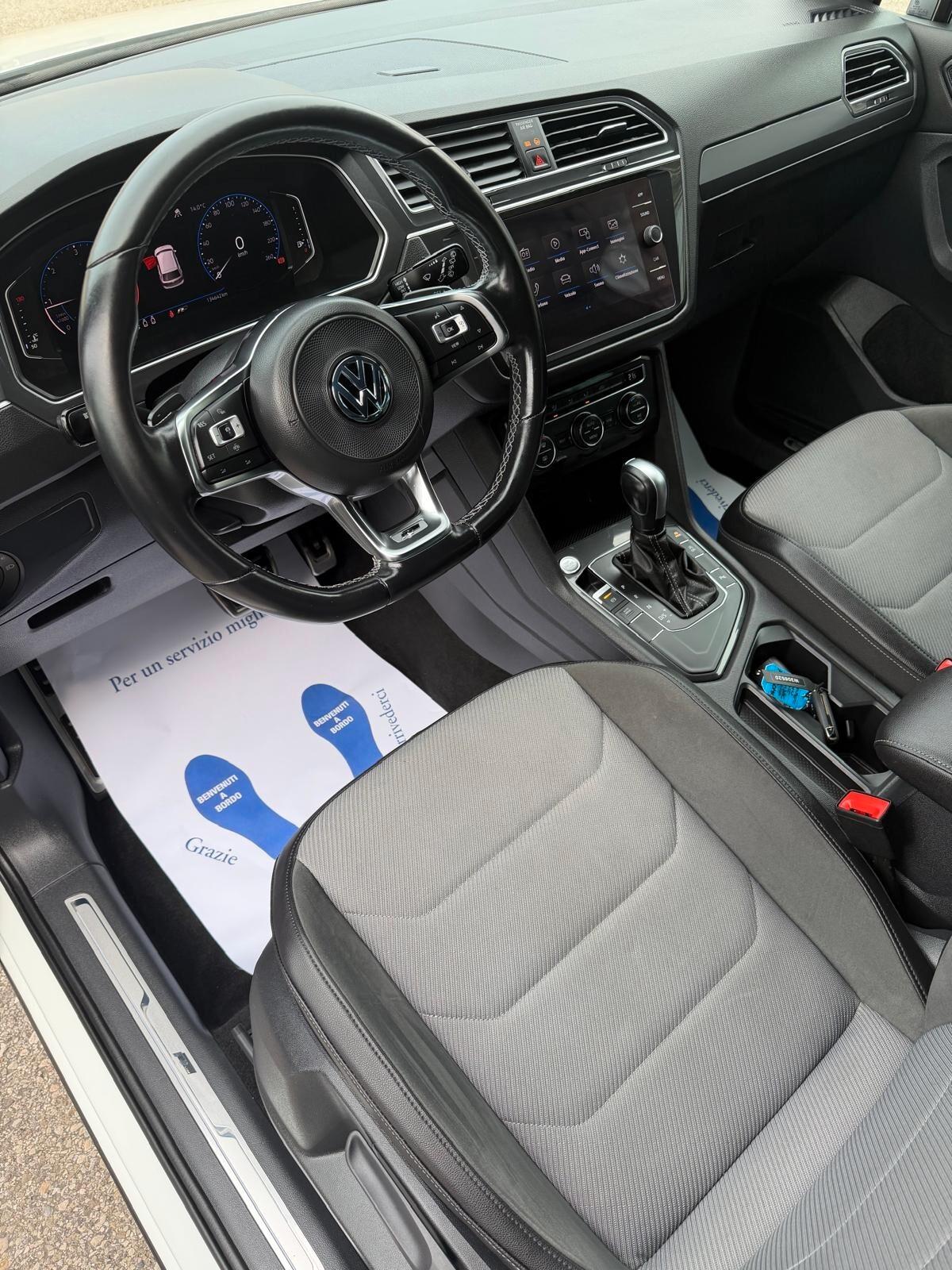 Volkswagen Tiguan 2.0 TDI SCR DSG R-LINE Pack interno ed esterno