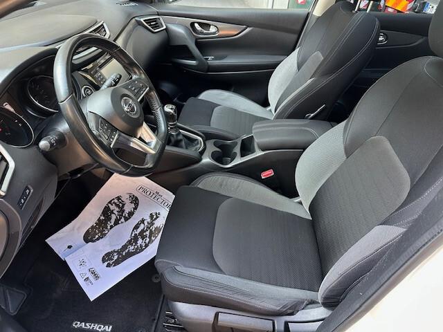 Nissan Qashqai 1.5 dCi N-Connecta