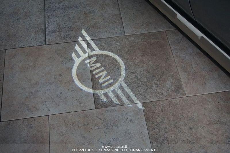 MINI Mini Countryman U25 Mini D Favoured Countryman