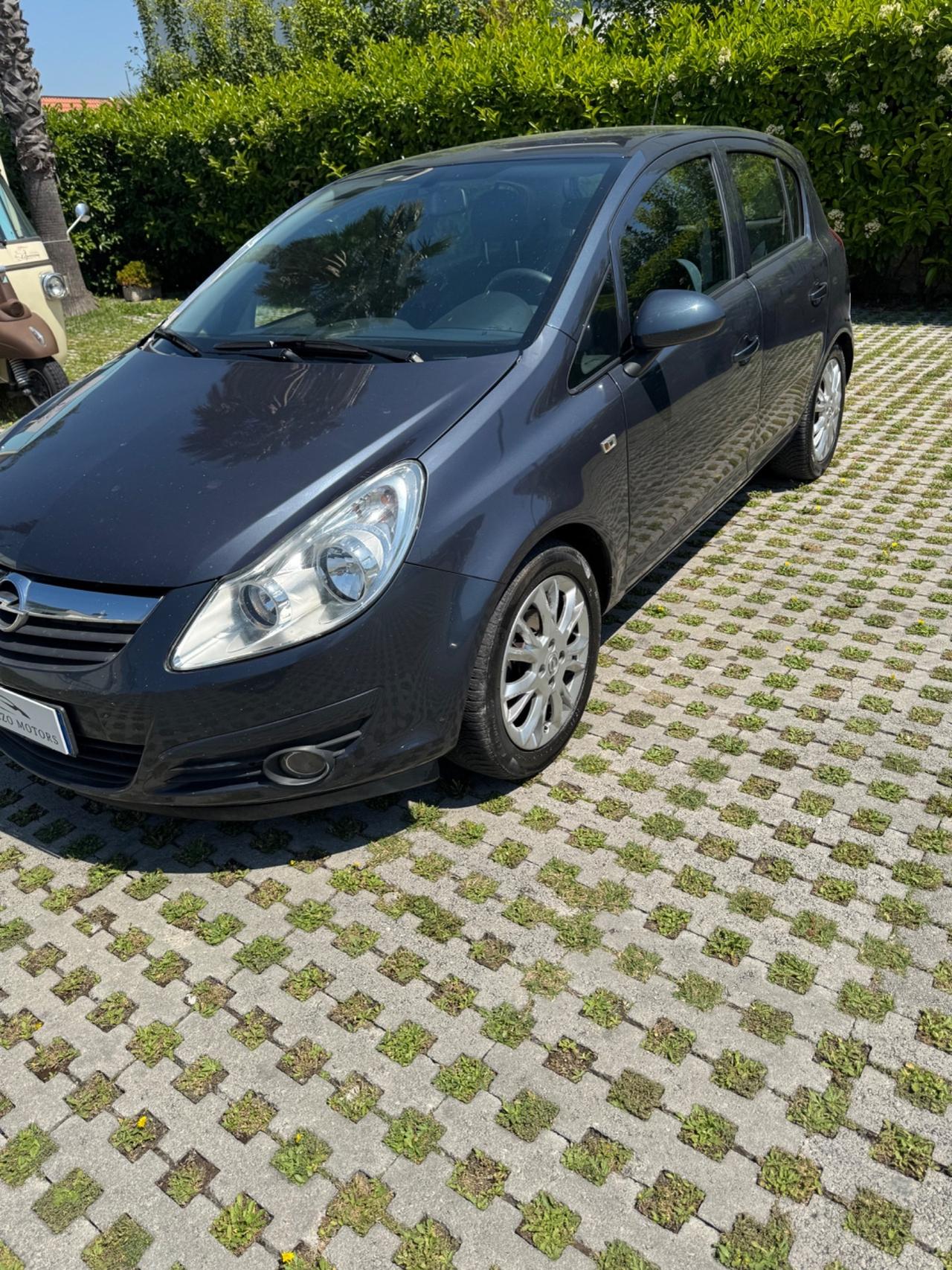 Opel Corsa 1.2 80CV 5 porte GPL-TECH Edition