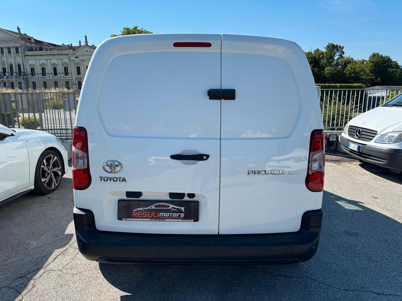 Toyota Proace City 1.5D 102 CV S&S PC 2p Comfort