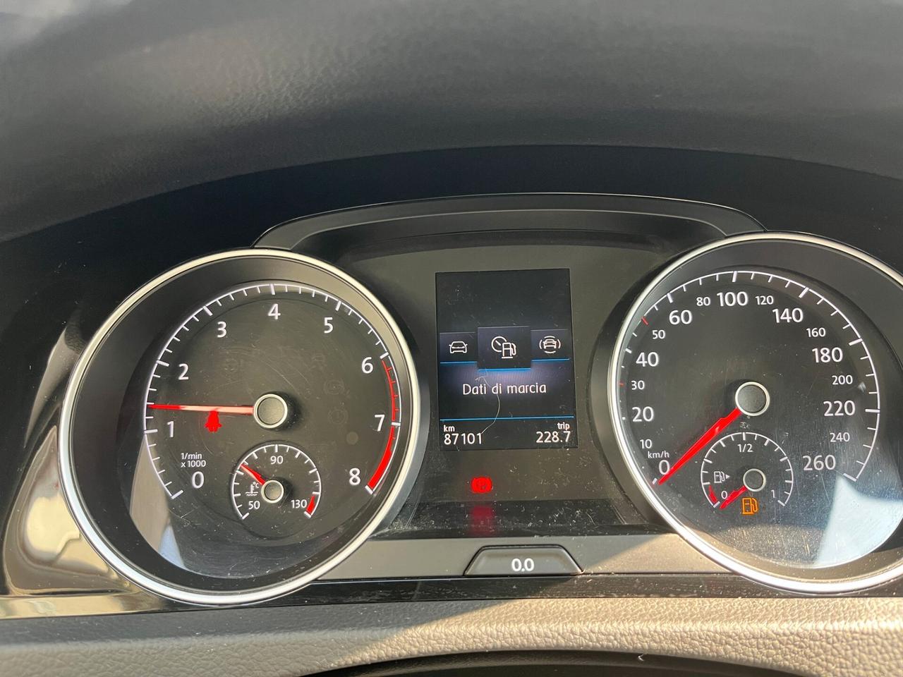 Volkswagen Golf 1.0 TSI 85 CV 5p. Trendline R-Line BlueMotion Technology