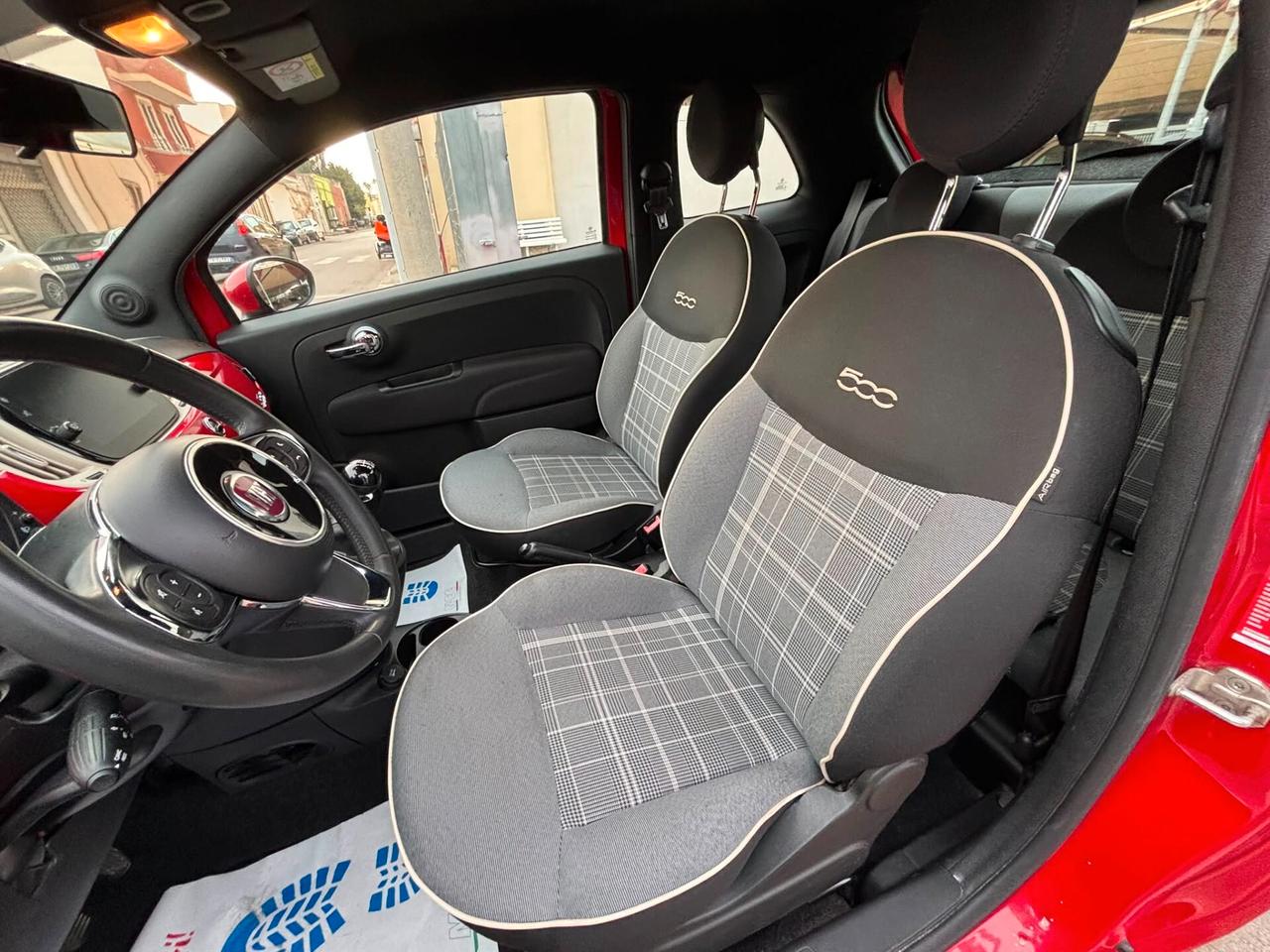 Fiat 500 1.0 Hybrid 59.000 KM - 2021