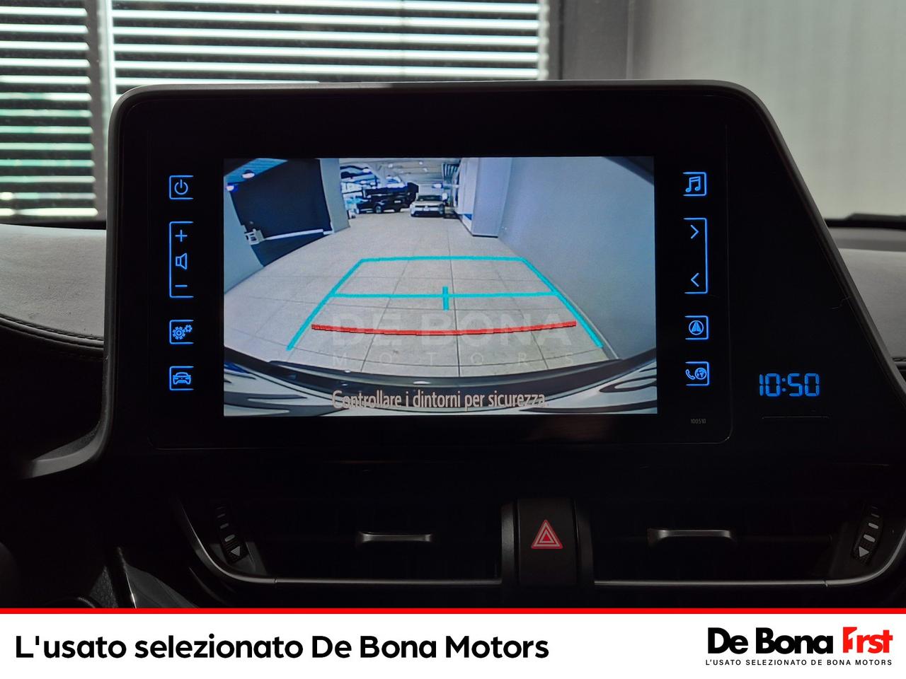 Toyota C-HR 1.8h style 2wd e-cvt my18