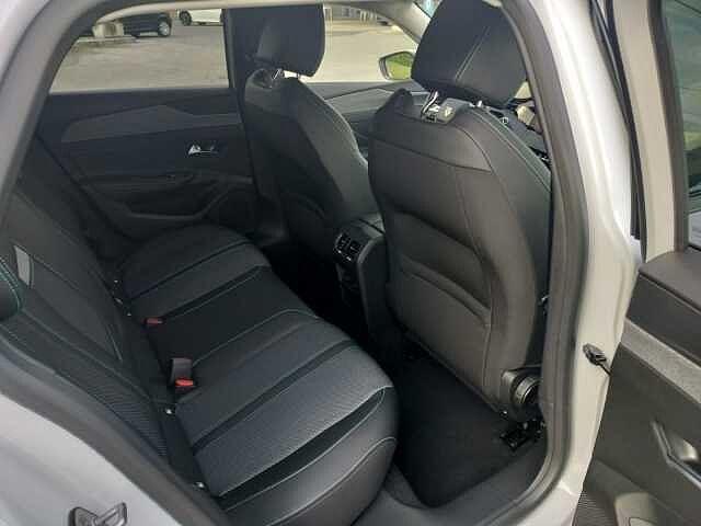 Peugeot 308 Hybrid 136 e-DCS6 SW Allure *KM Ø*