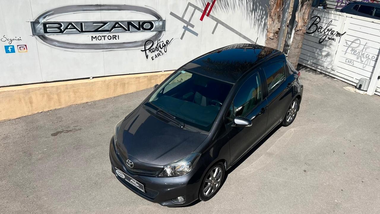 TOYOTA YARIS 1.4 D 5 PORTE LOUNGE 2014