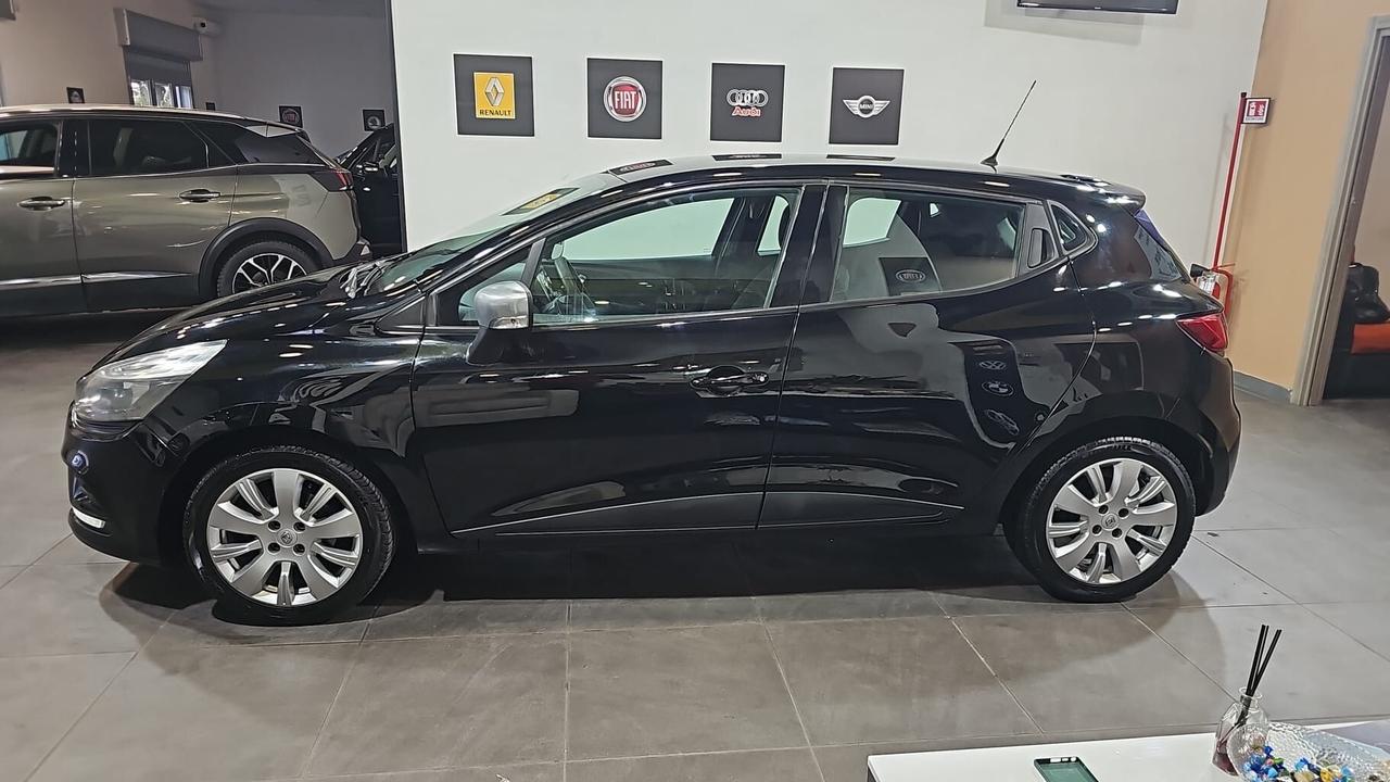 Renault Clio 1.2 75CV 5 porte Life