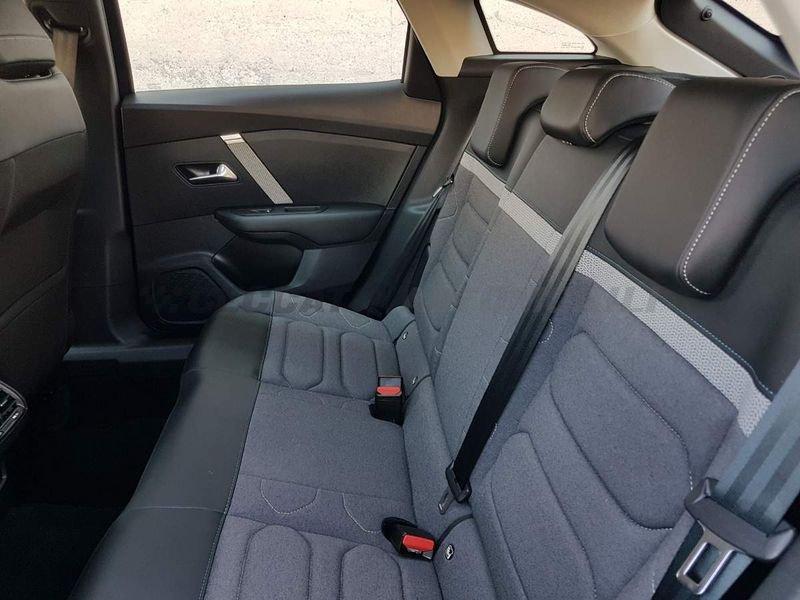 Citroën C4 C4 1.2 puretech Plus s&s 130cv